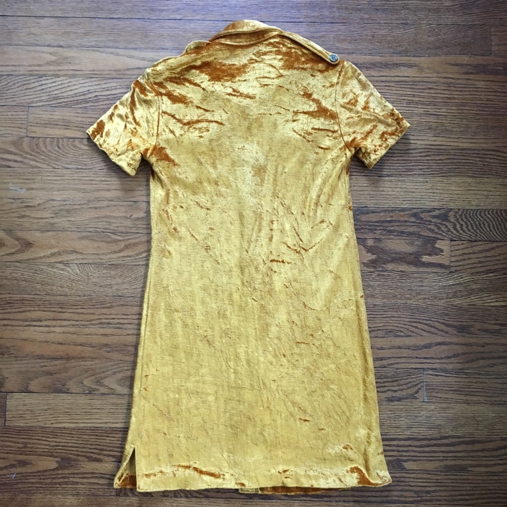 Vintage 60s Gold Mini Shirtdress With Chain Belt - Picture 4 of 8